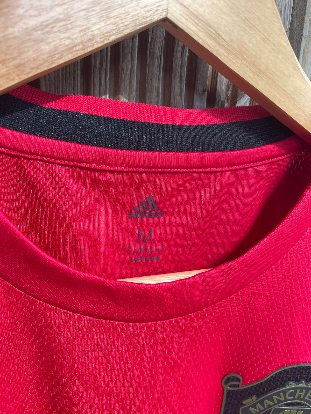 Manchester United 2019–20 Home Shirt — Size M