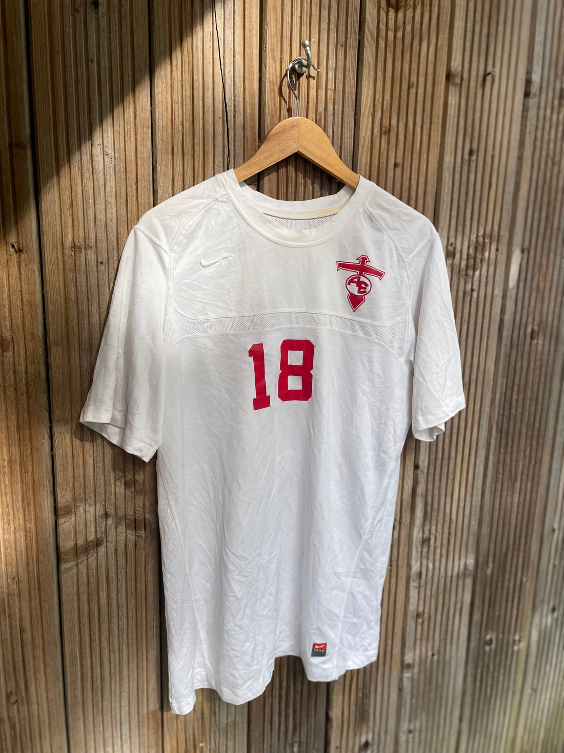 Vintage Nike Team No. 18 Football Shirt - White - Size XL